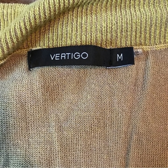 𝅺VERTIGO women’s size medium dress. Rayon and viscose, gold and cream colour. - Picture 6 of 10